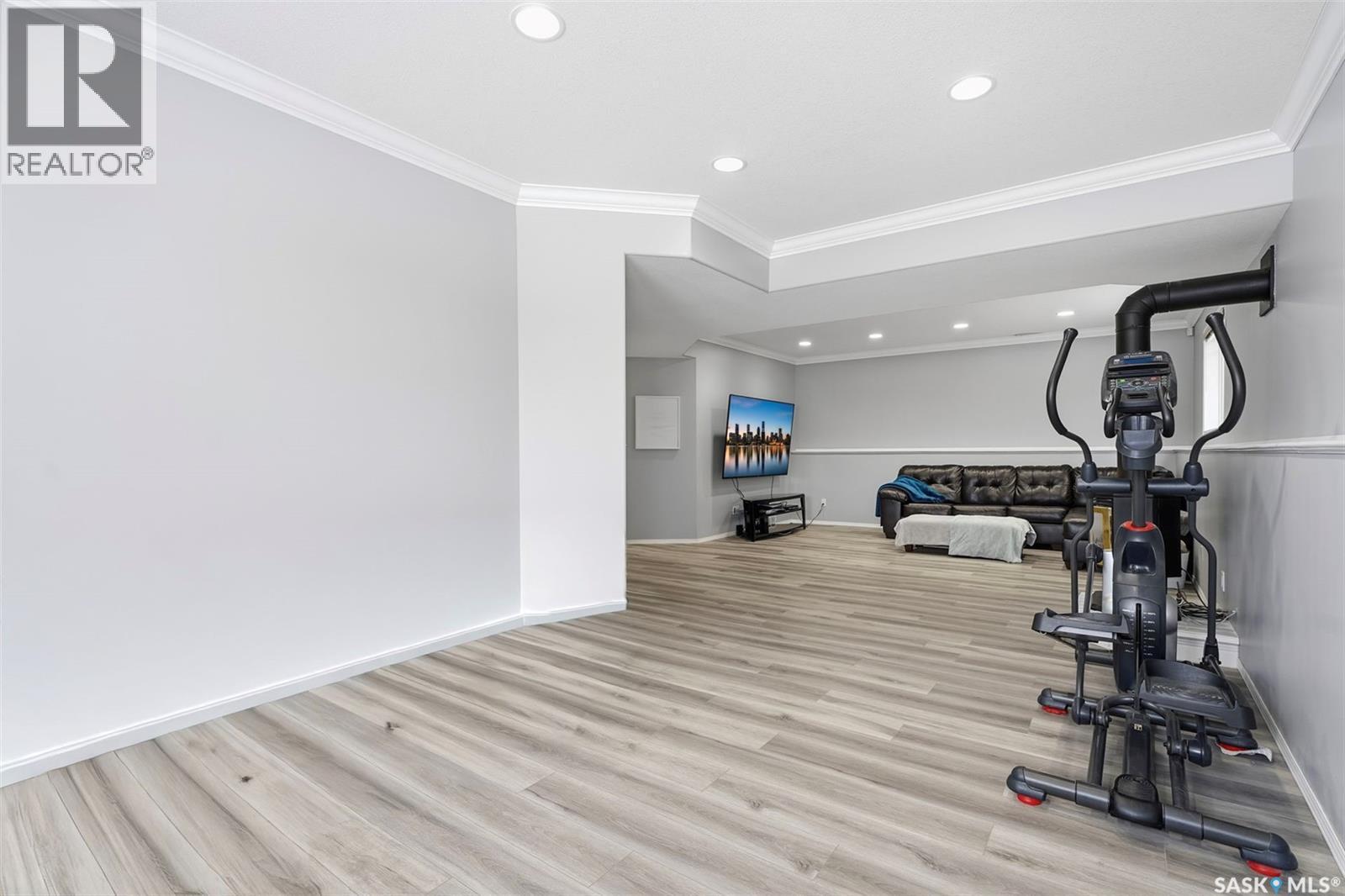 1031 Carr Crescent, Saskatoon, SK