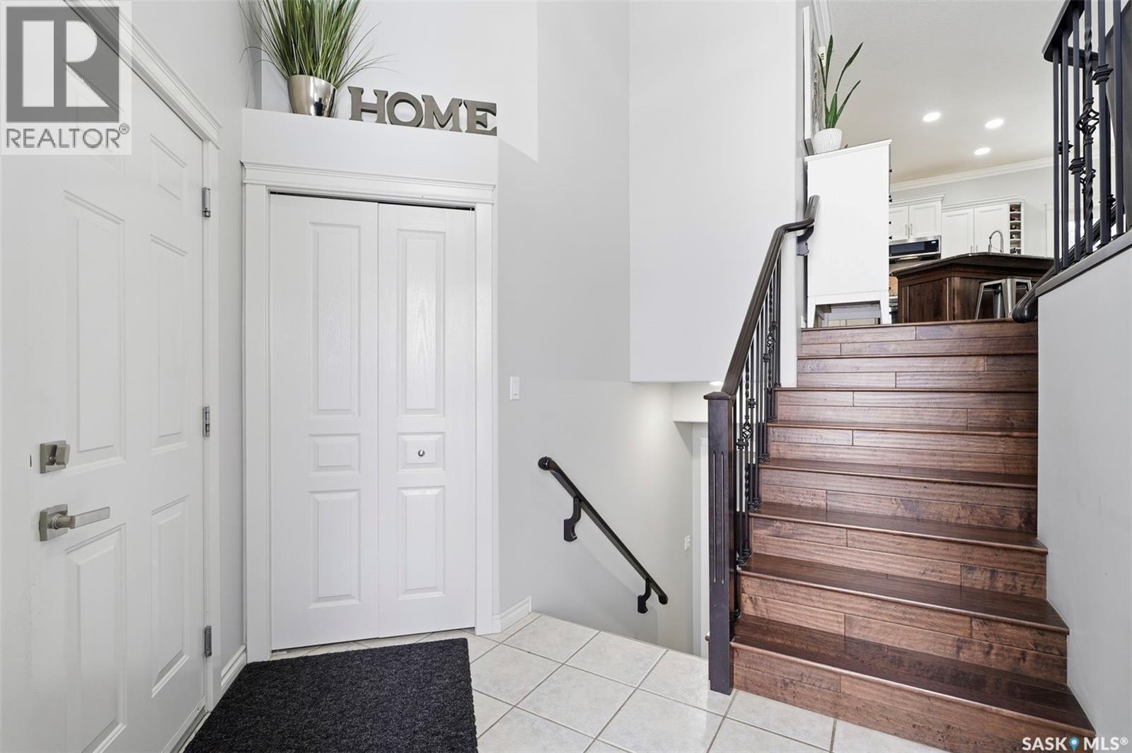1031 Carr Crescent, Saskatoon, SK