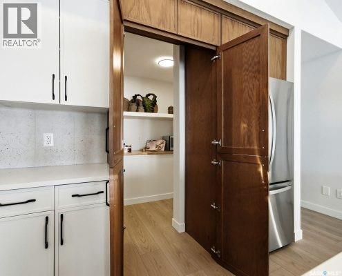 1056 West Park Boulevard, Moose Jaw, SK