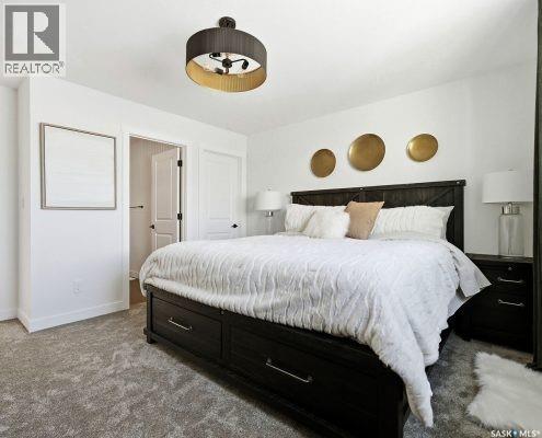 1056 West Park Boulevard, Moose Jaw, SK
