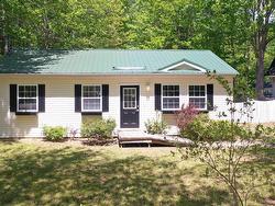95 Colonial Drive Nictaux, NS B0S 1P0