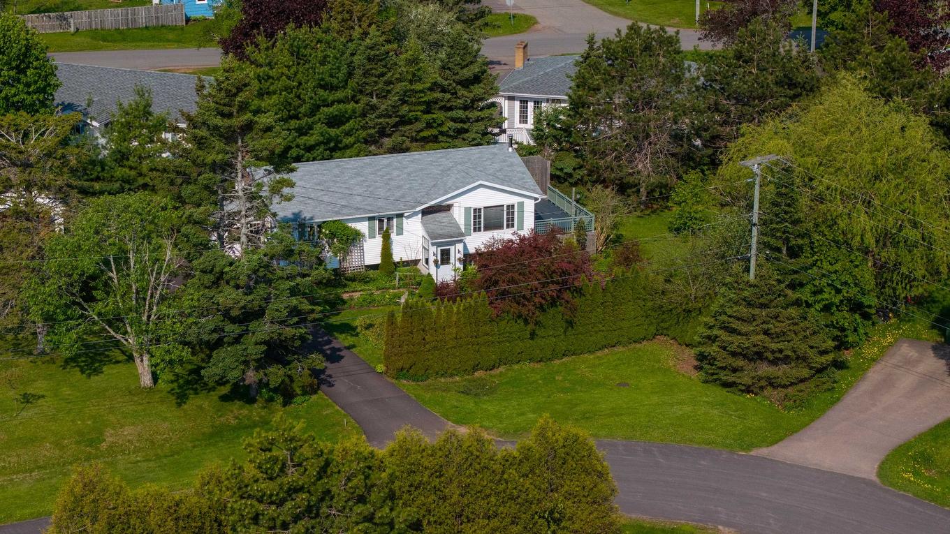 19 Marjorie Crescent, Stratford, PE