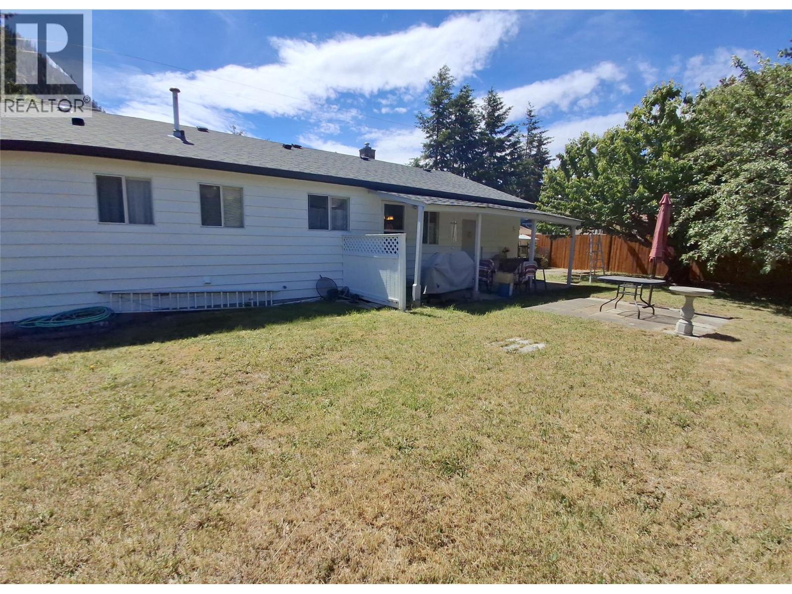 1204 Second Avenue, Chase, BC