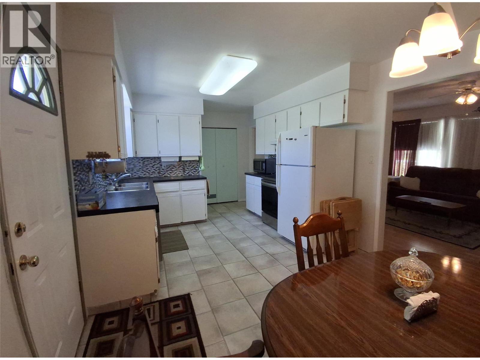 1204 Second Avenue, Chase, BC