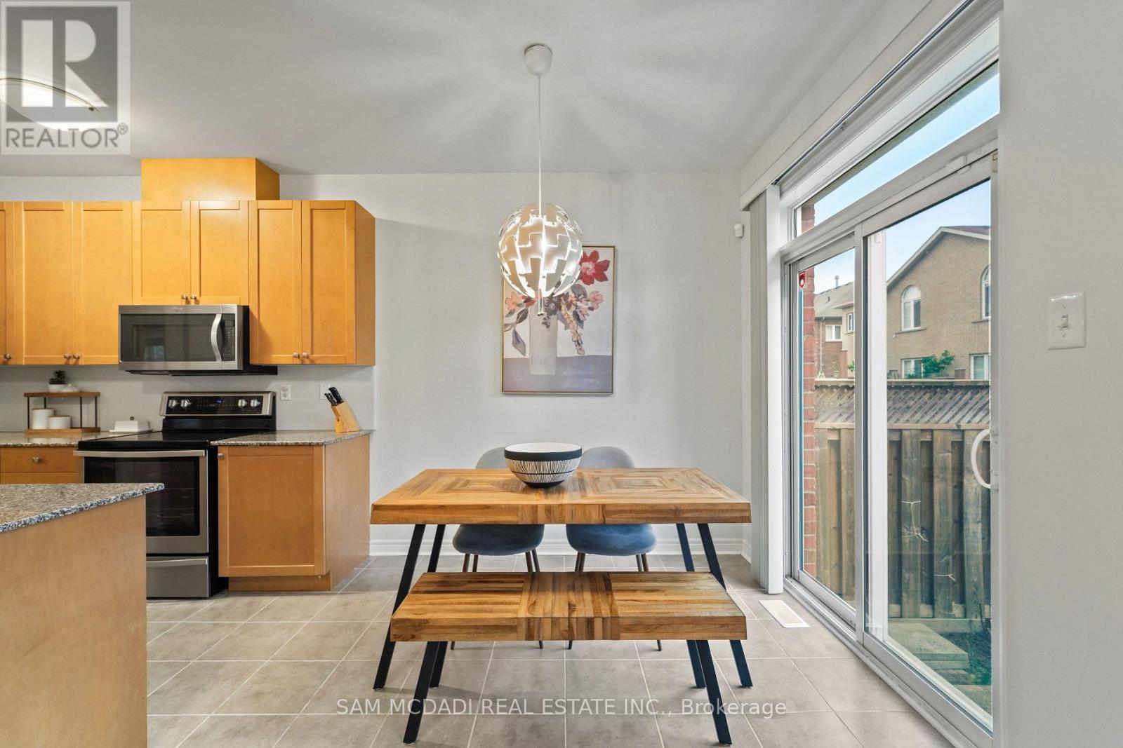 891 Oasis Drive, Mississauga, ON