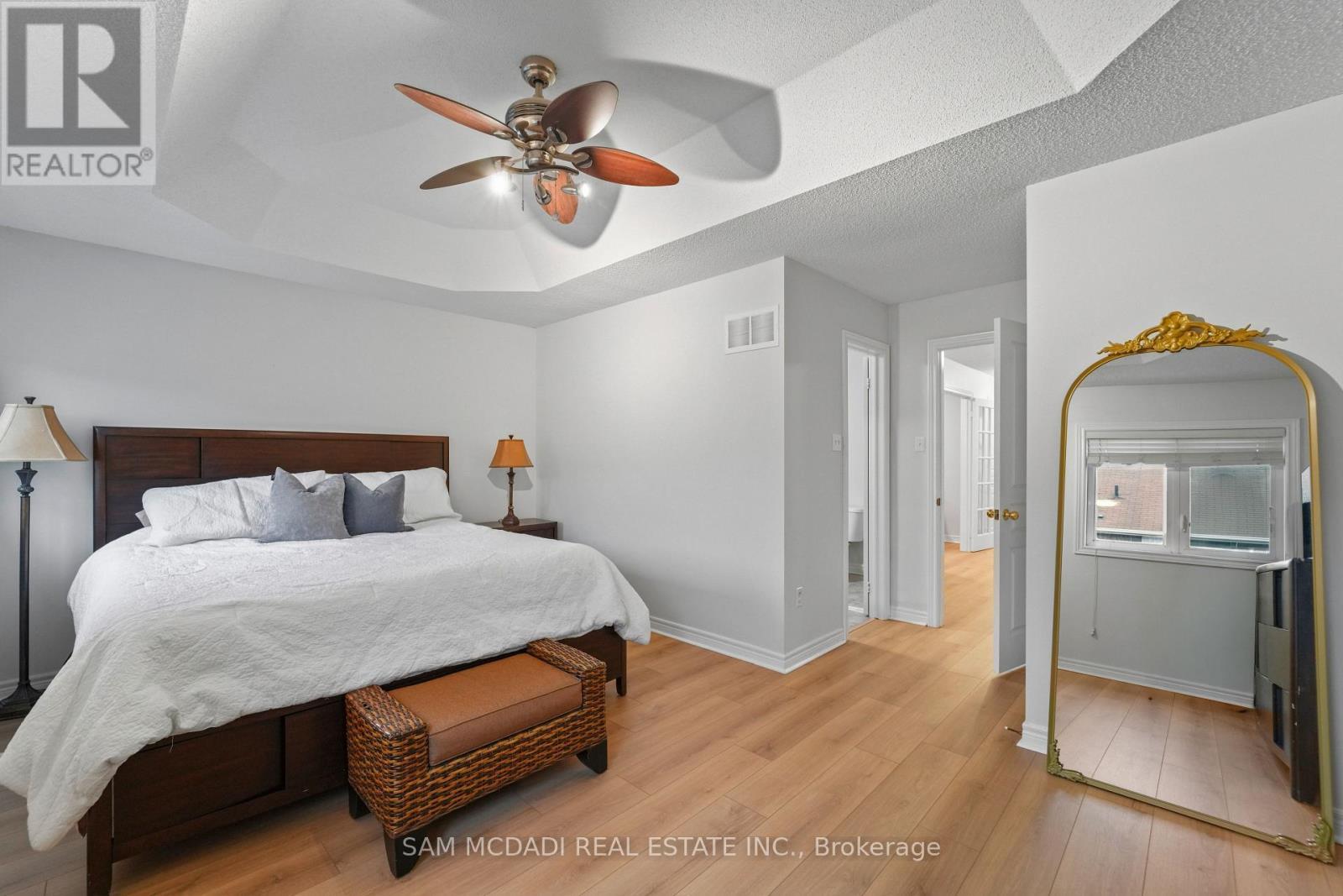891 Oasis Drive, Mississauga, ON