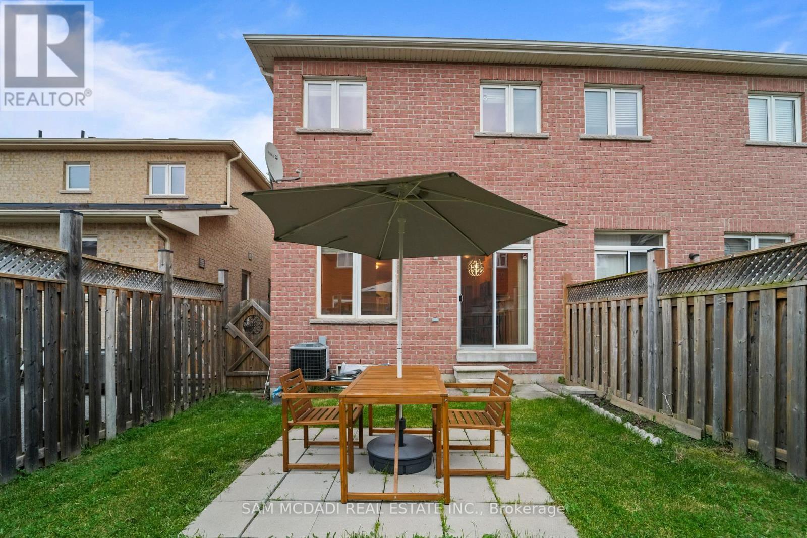 891 Oasis Drive, Mississauga, ON