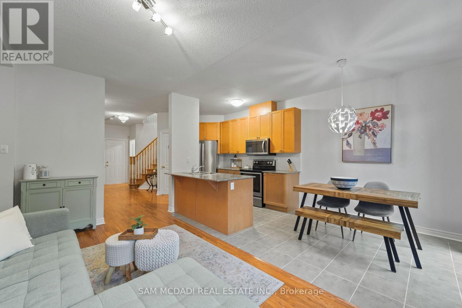 891 Oasis Drive, Mississauga, ON