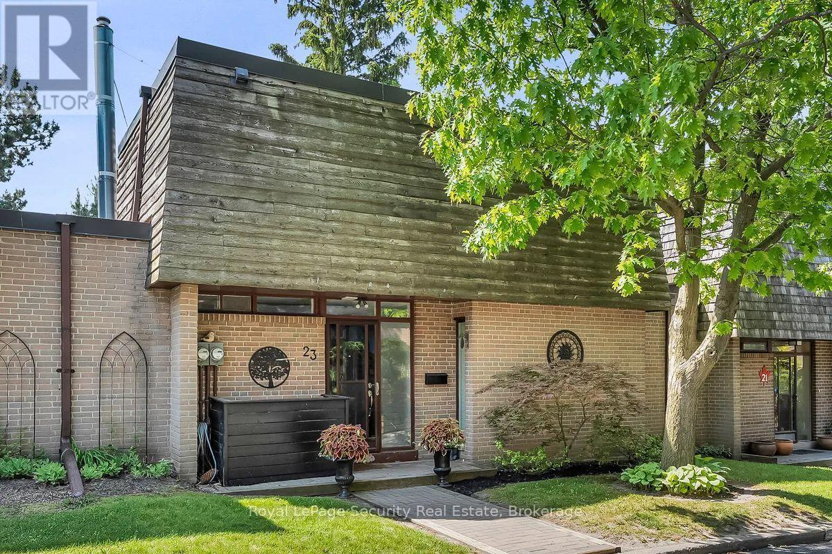23 Raintree Path, Toronto, ON