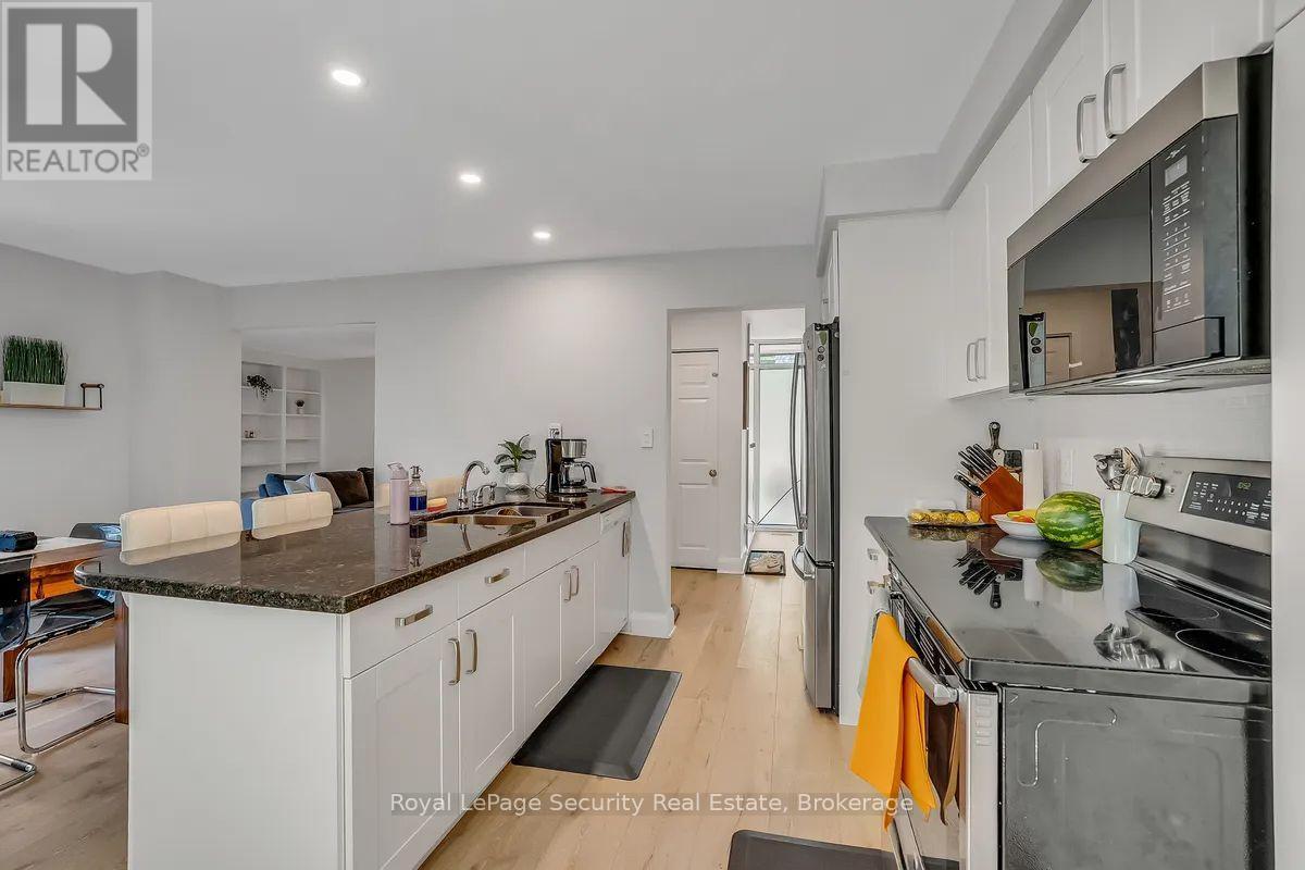 23 Raintree Path, Toronto, ON