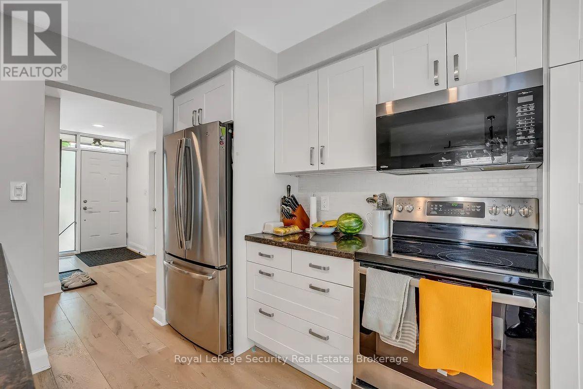 23 Raintree Path, Toronto, ON