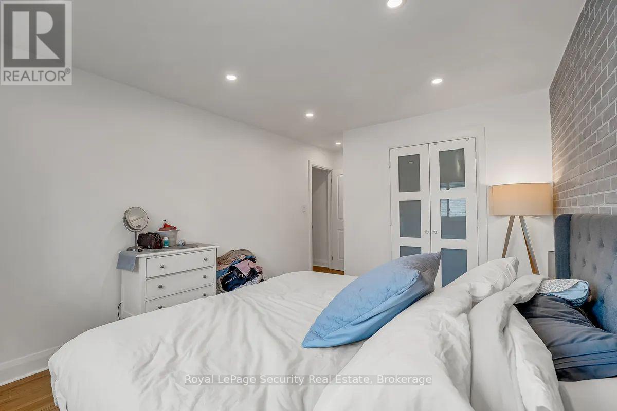 23 Raintree Path, Toronto, ON