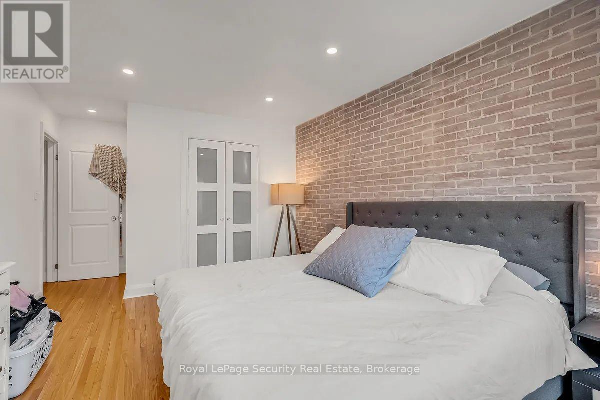 23 Raintree Path, Toronto, ON