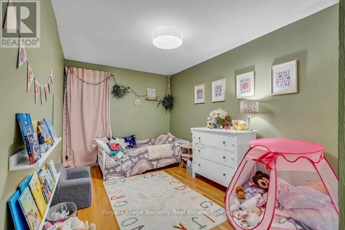 23 Raintree Path, Toronto, ON