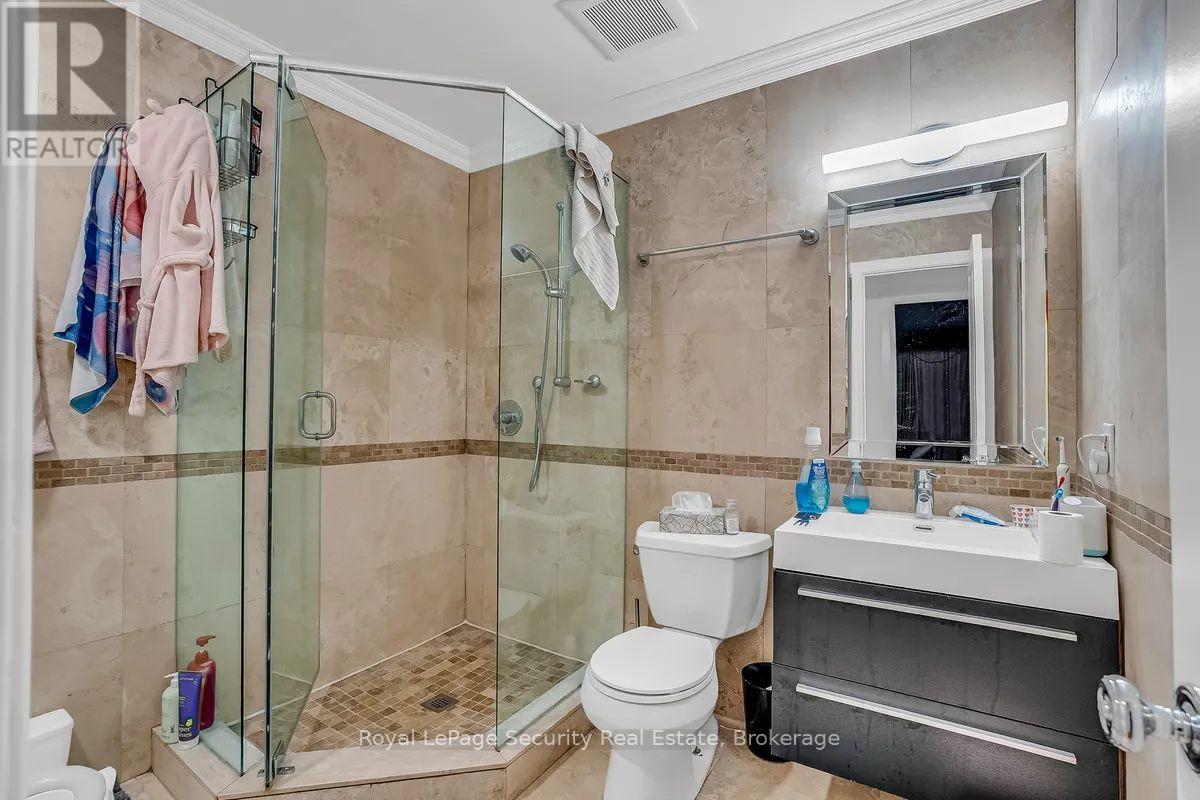 23 Raintree Path, Toronto, ON