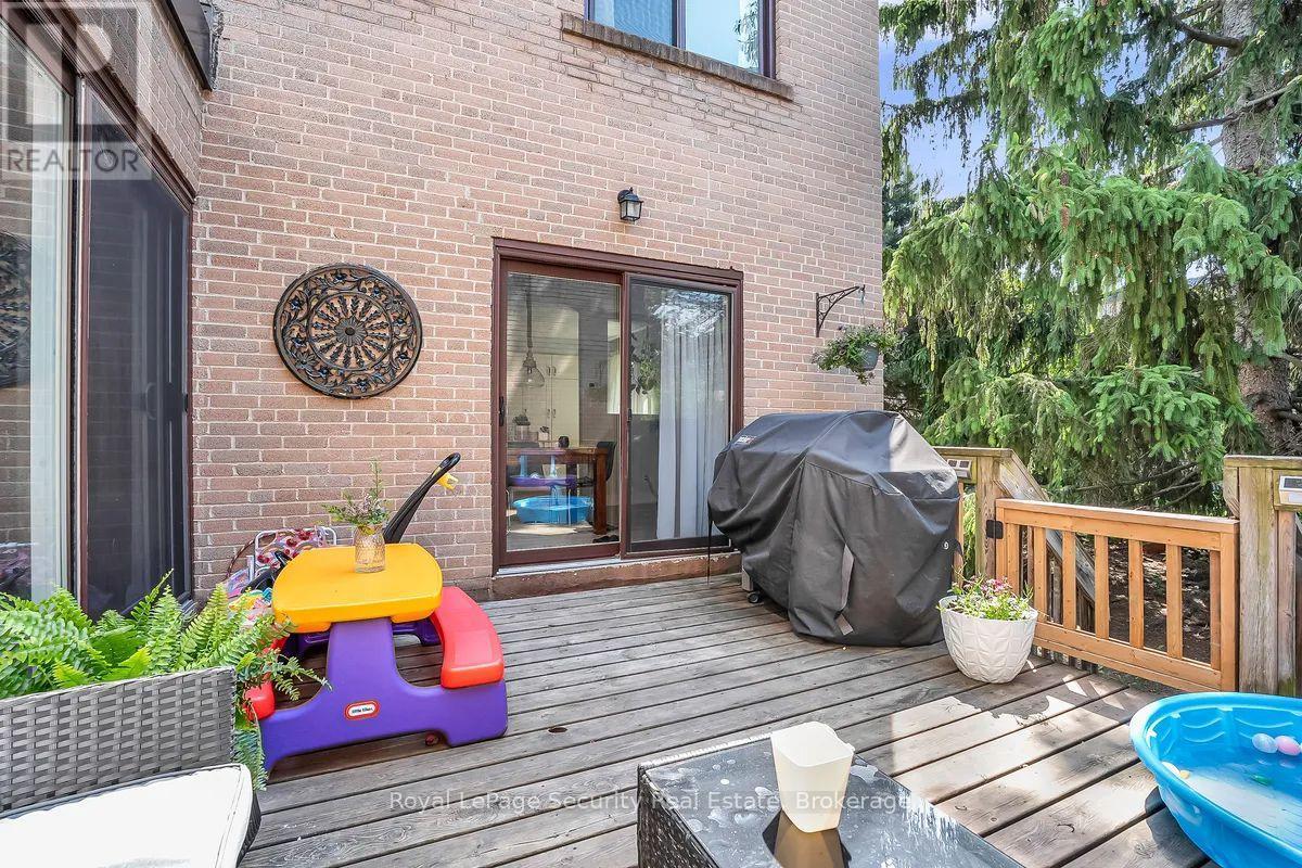 23 Raintree Path, Toronto, ON