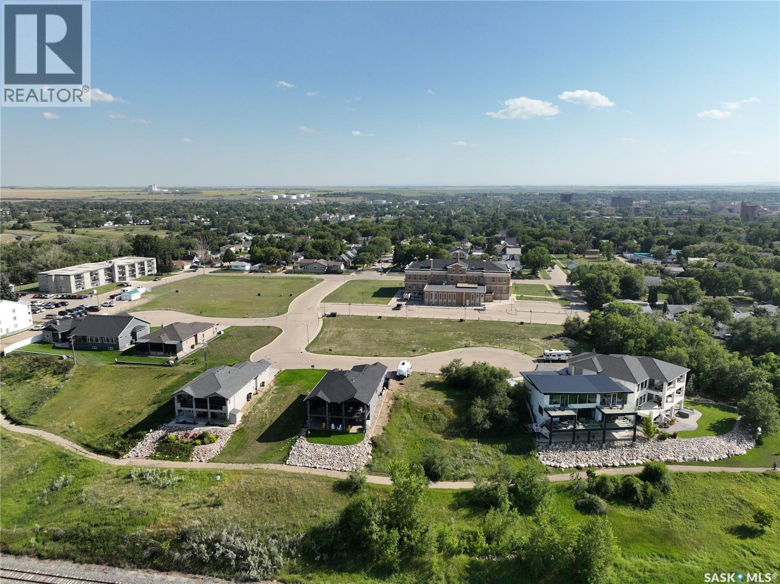 13 Copper Ridge Way, Moose Jaw, SK