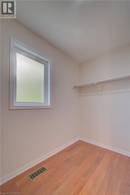 180 Arthur Fach Drive, Cambridge, ON