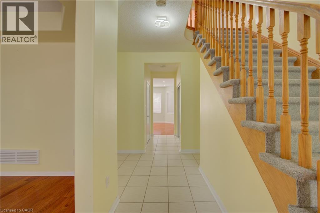 180 Arthur Fach Drive, Cambridge, ON