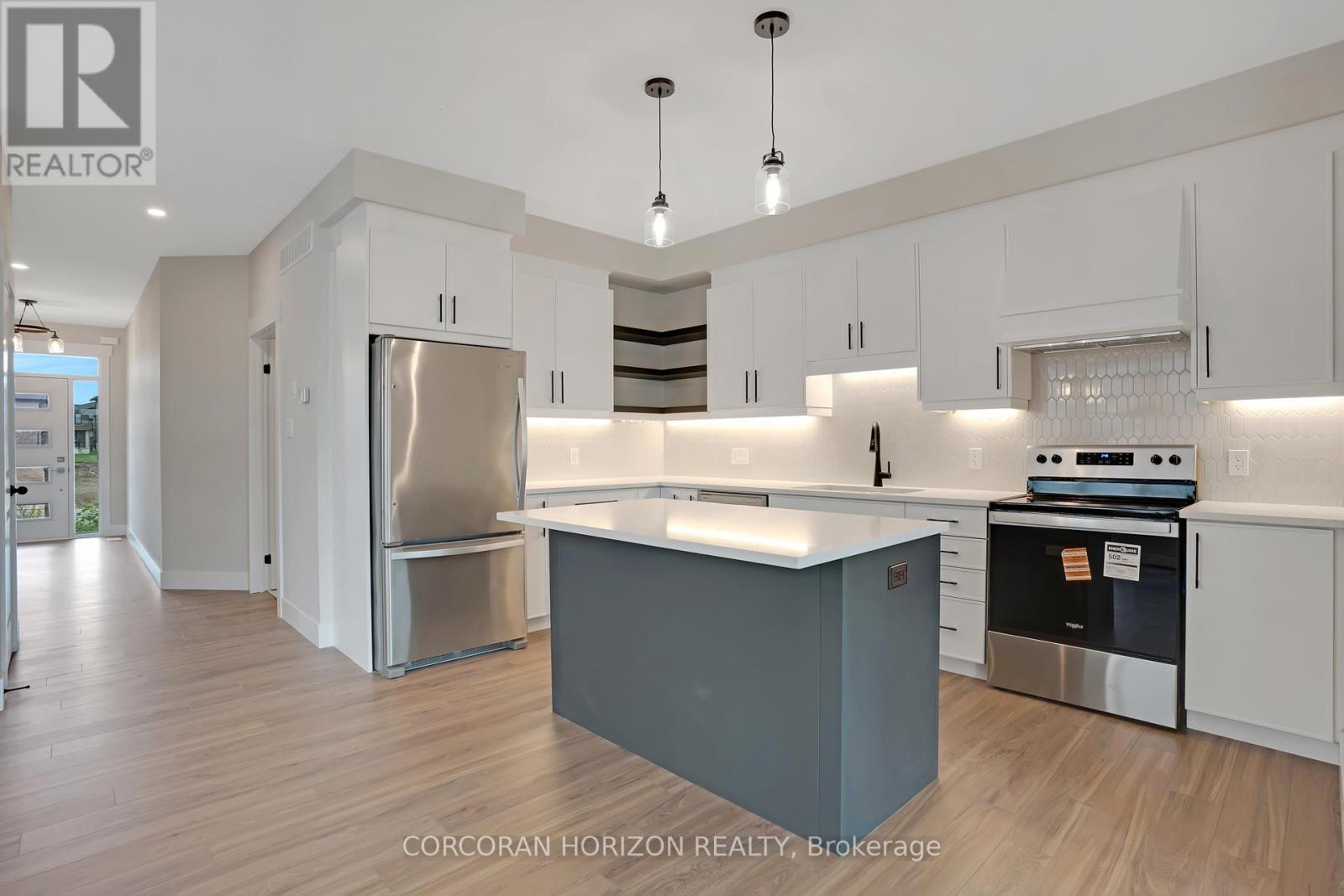 24 Moon Crescent, Cambridge, ON