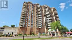 304 - 200 LAFONTAINE AVENUE Ottawa, ON K1L 8K8