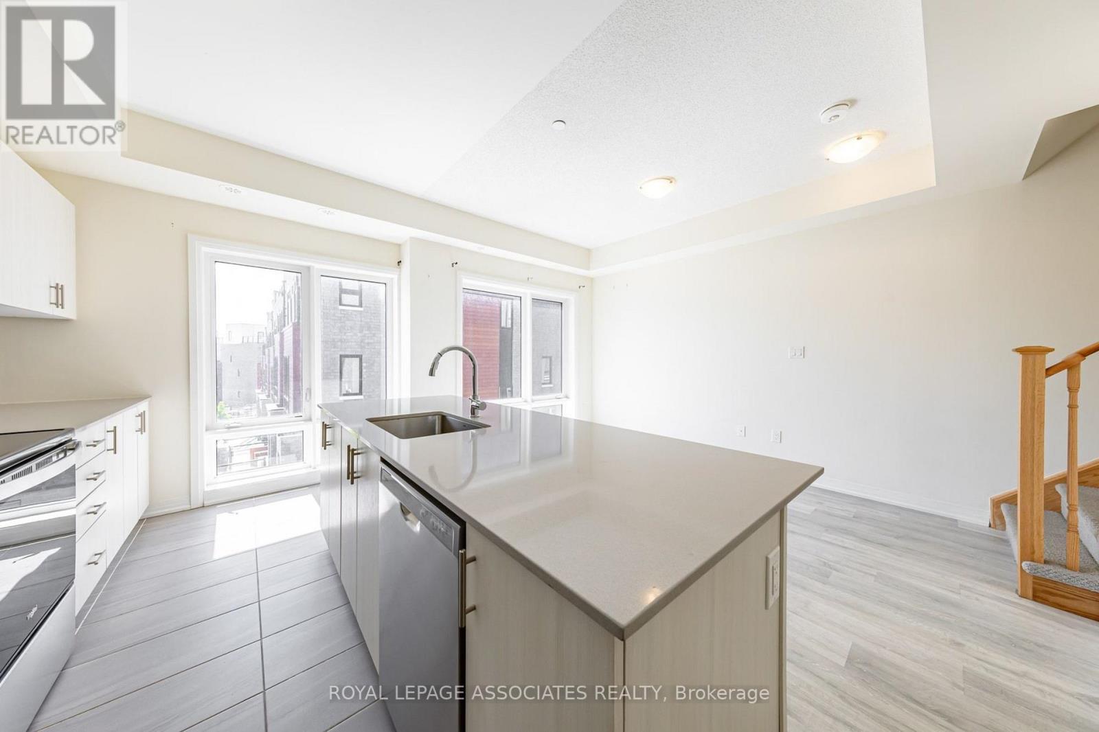 44 - 30 Liben Way, Toronto, ON
