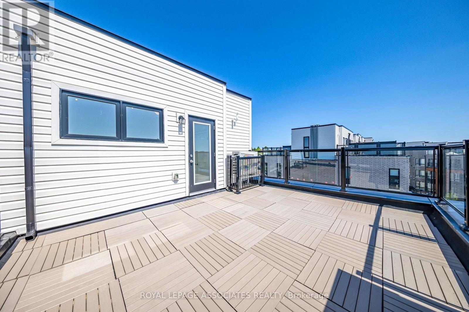 44 - 30 Liben Way, Toronto, ON