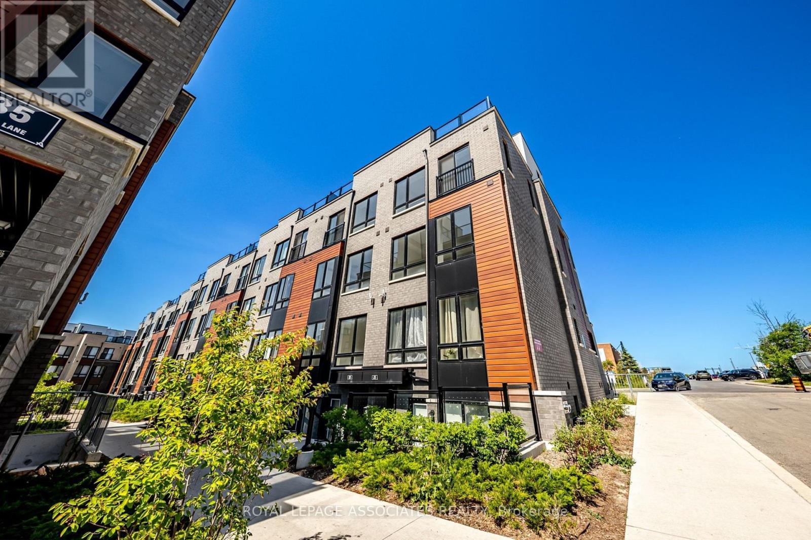 44 - 30 Liben Way, Toronto, ON