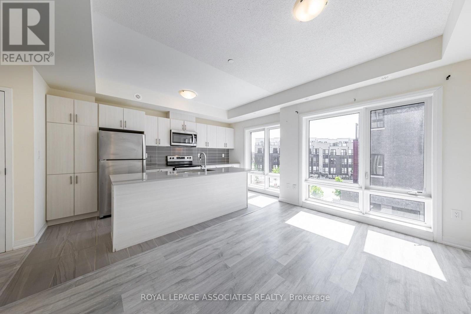 44 - 30 Liben Way, Toronto, ON