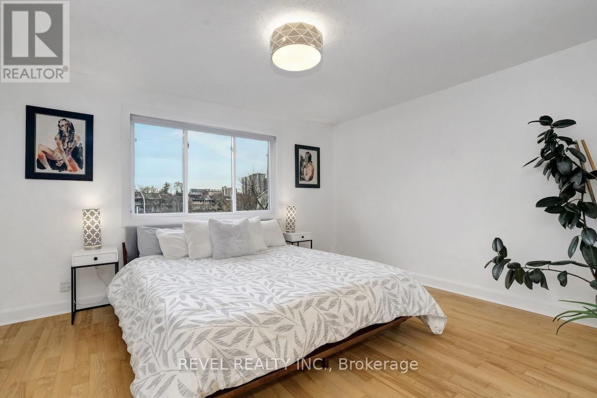 327 St Andrew Street, Ottawa, ON