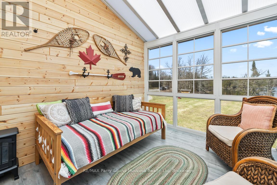 Muskoka/Sunroom - 5 Meharg Drive, Mckellar, ON