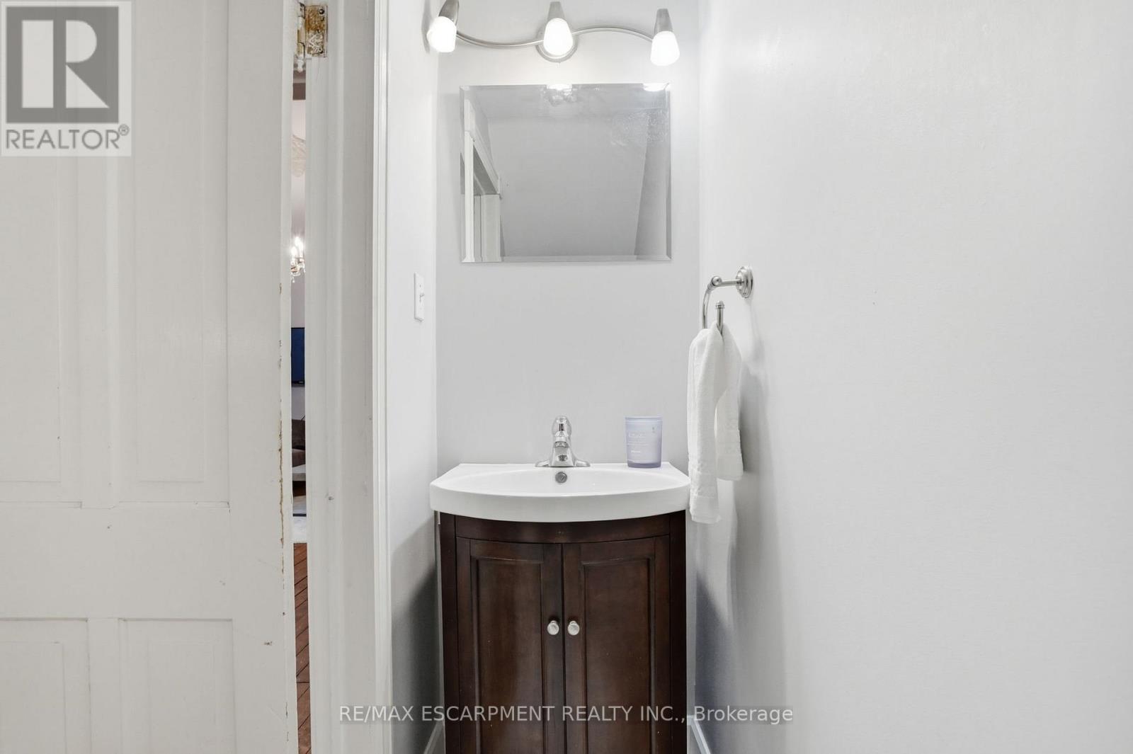 101 Victoria Avenue S, Hamilton, ON