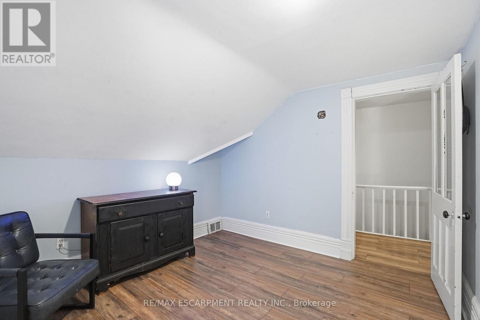 101 Victoria Avenue S, Hamilton, ON