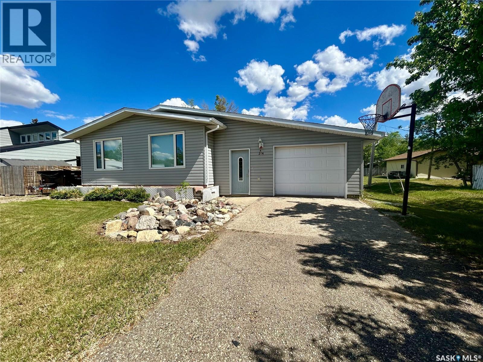 314 Main Street, Milestone, SK