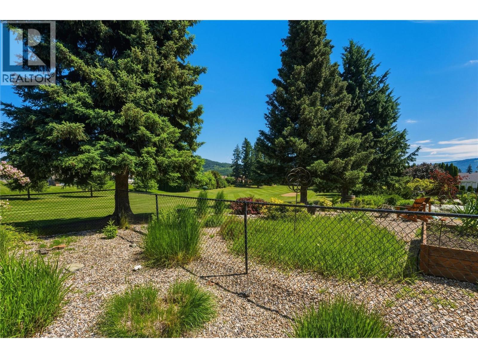 2642 Golf View Place, Blind Bay, BC - Outdoor