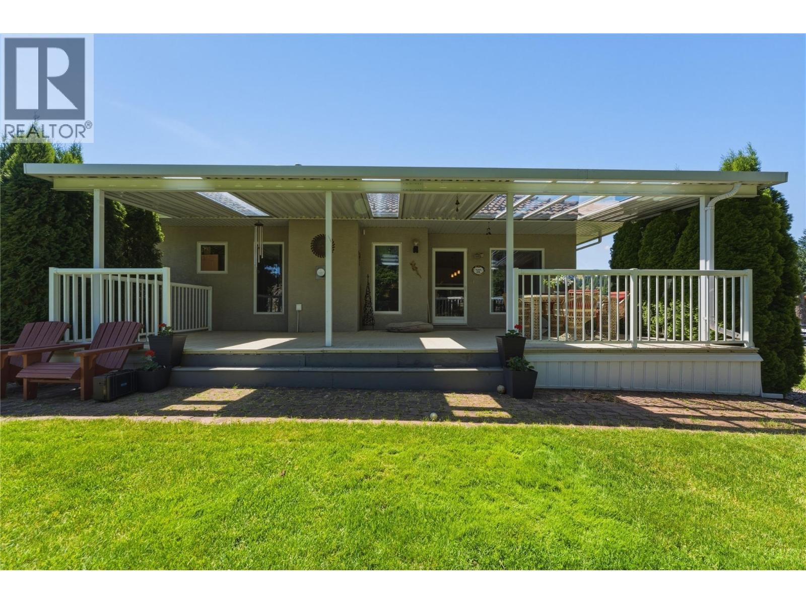 2642 Golf View Place, Blind Bay, BC - Outdoor With Deck Patio Veranda