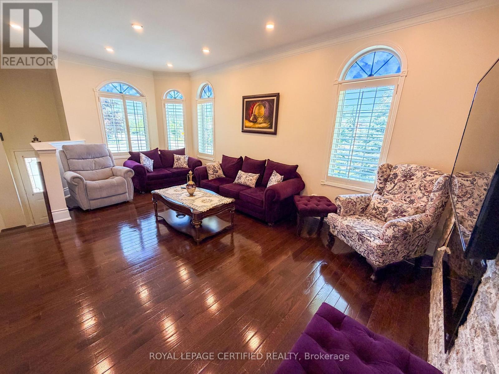 7349 Zinnia Place, Mississauga, ON