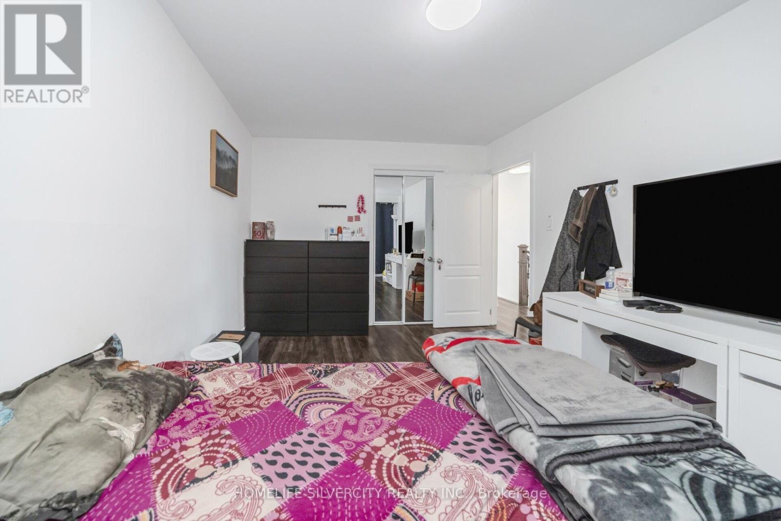 7582 Discus Crescent, Mississauga, ON