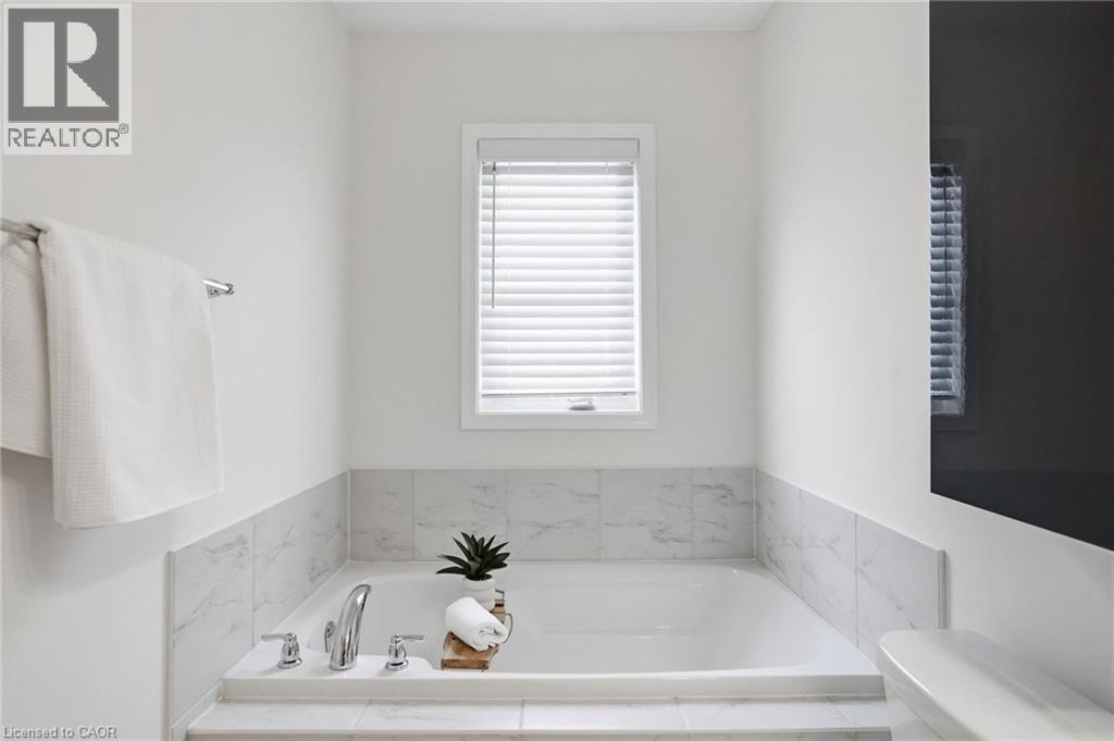 242 Waterbrook Lane, Kitchener, ON