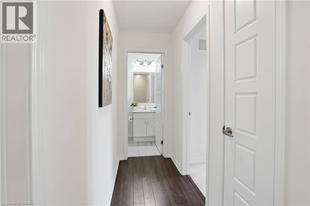 242 Waterbrook Lane, Kitchener, ON