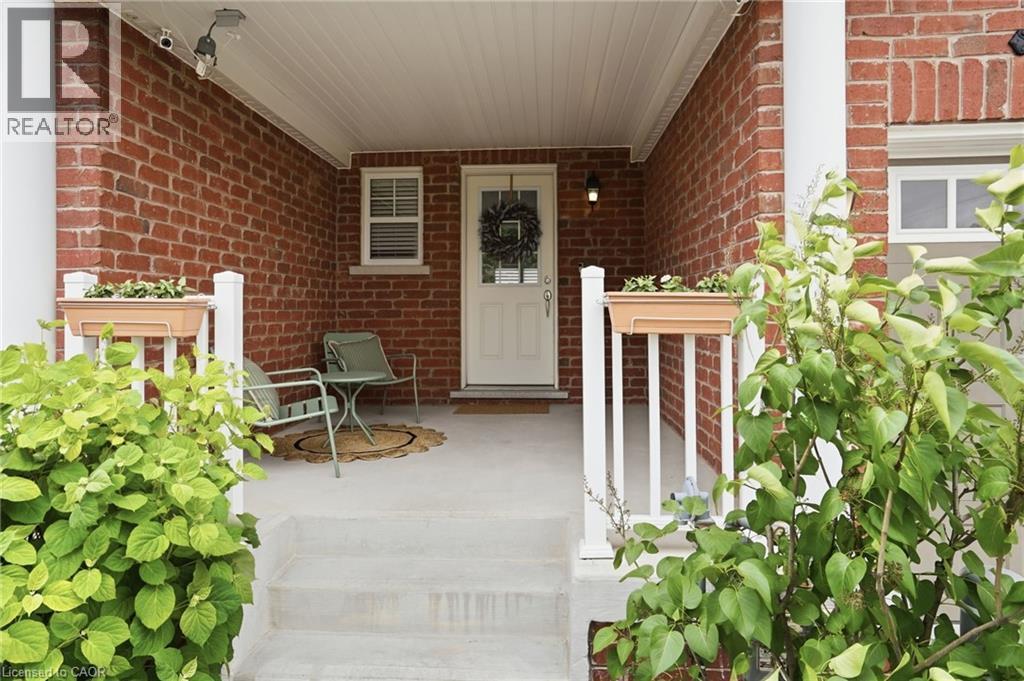 242 Waterbrook Lane, Kitchener, ON