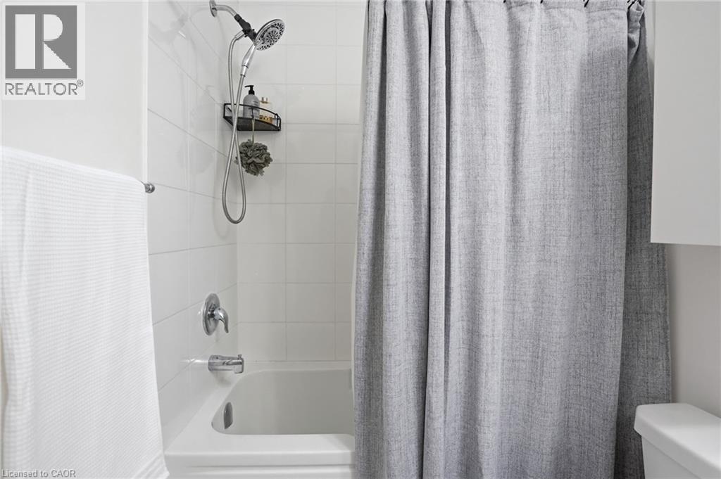 242 Waterbrook Lane, Kitchener, ON