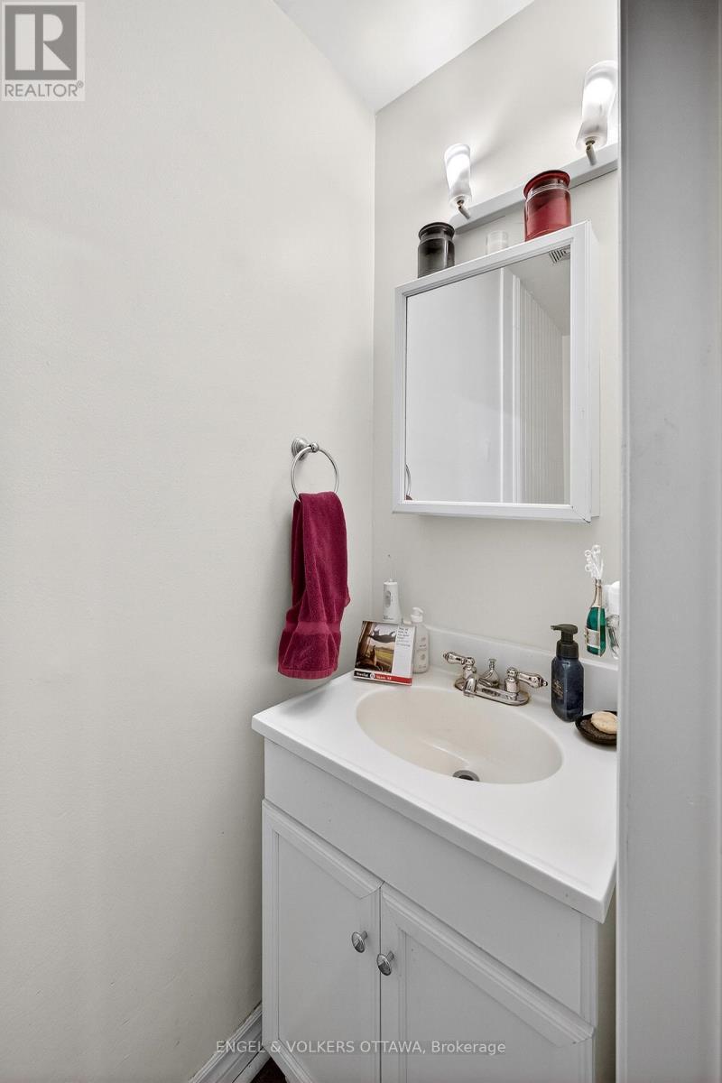 251 Arlington Avenue, Ottawa, ON