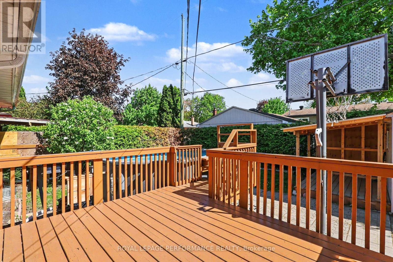 788 Dickens Avenue, Ottawa, ON