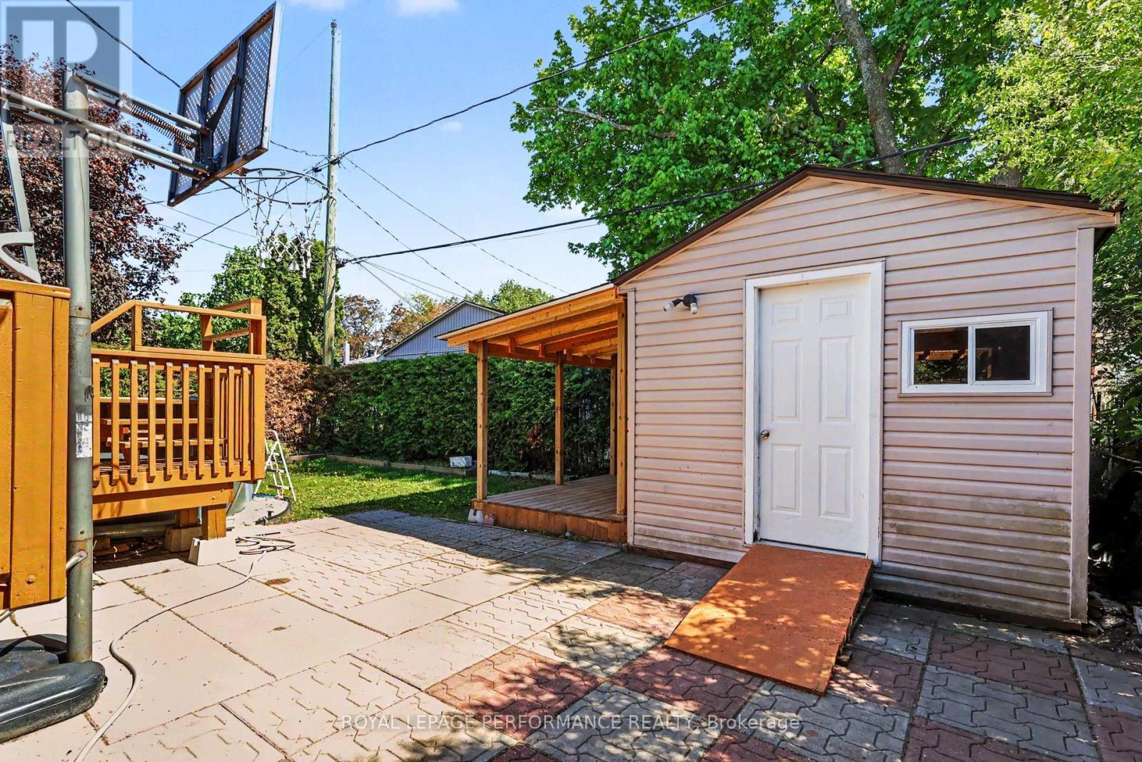 788 Dickens Avenue, Ottawa, ON