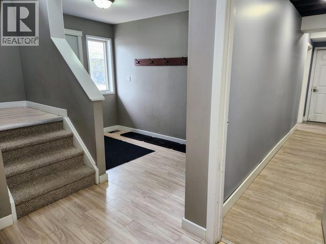633 Yates Crescent, Faro, YT