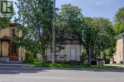 209 DALHOUSIE Street Brantford, ON N3S 3T8
