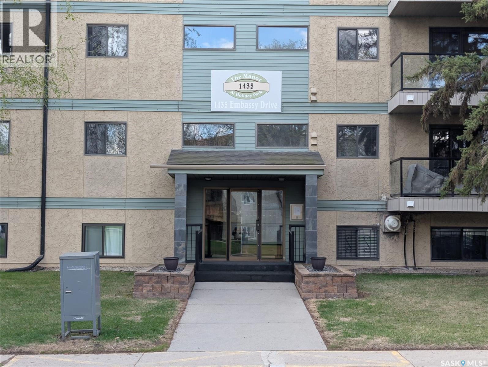 108 1435 Embassy Drive, Saskatoon, SK