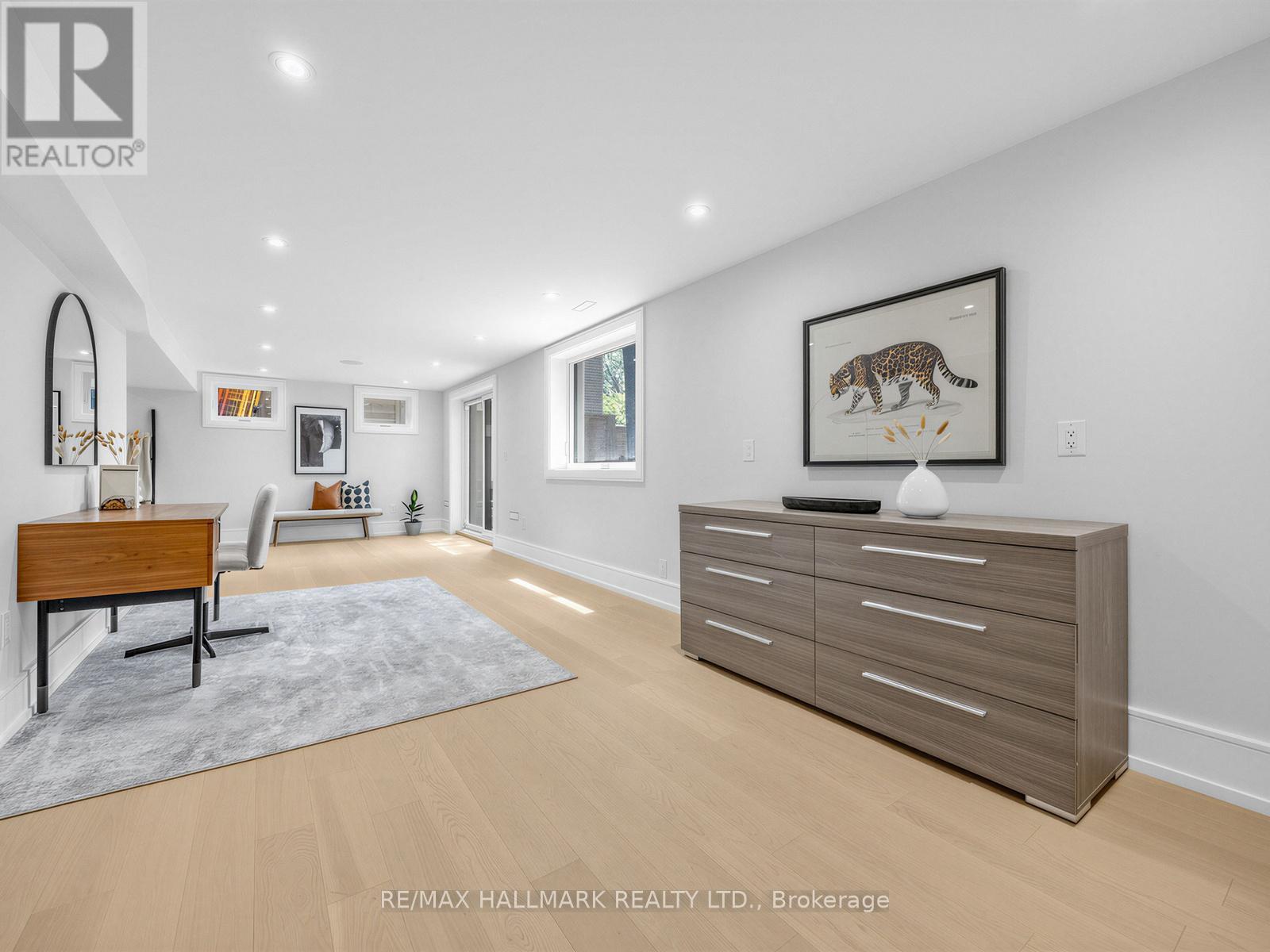 30 Kellythorne Drive, Toronto, ON