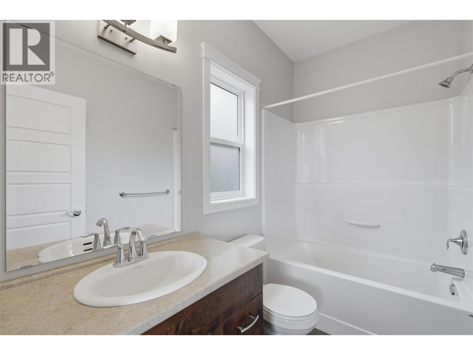 2104 Doubletree Crescent, Kamloops, BC
